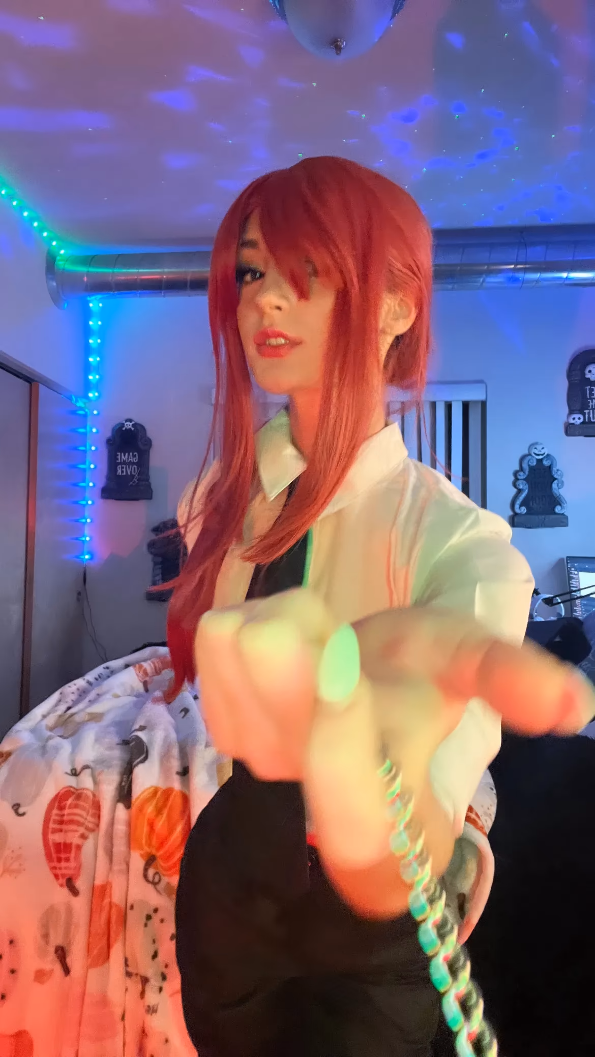 1Kyle8 as Makima — cosplay photo 5 of 18