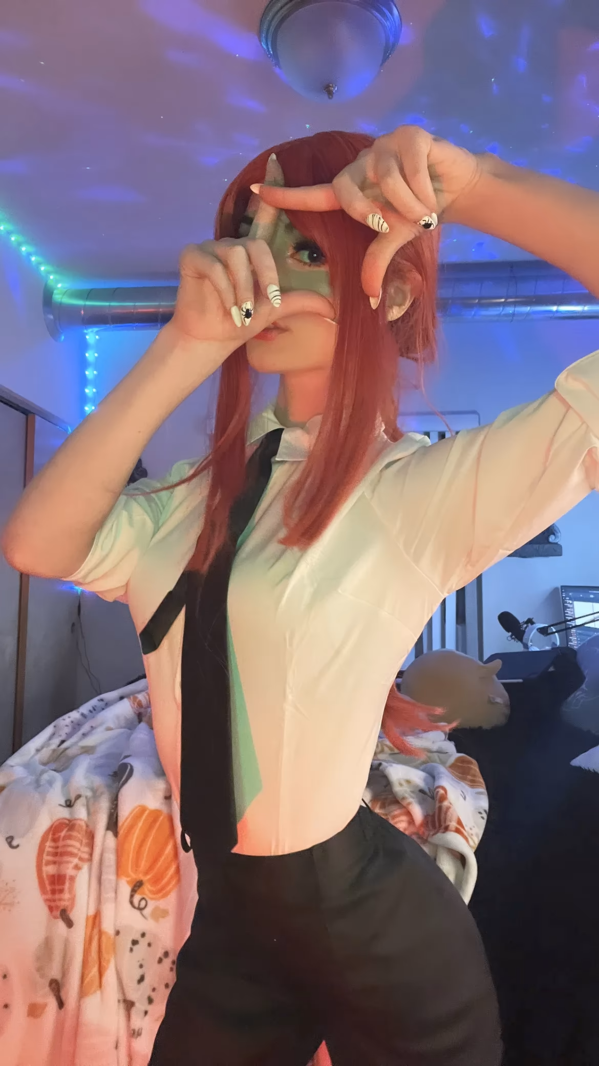1Kyle8 as Makima — cosplay photo 7 of 18