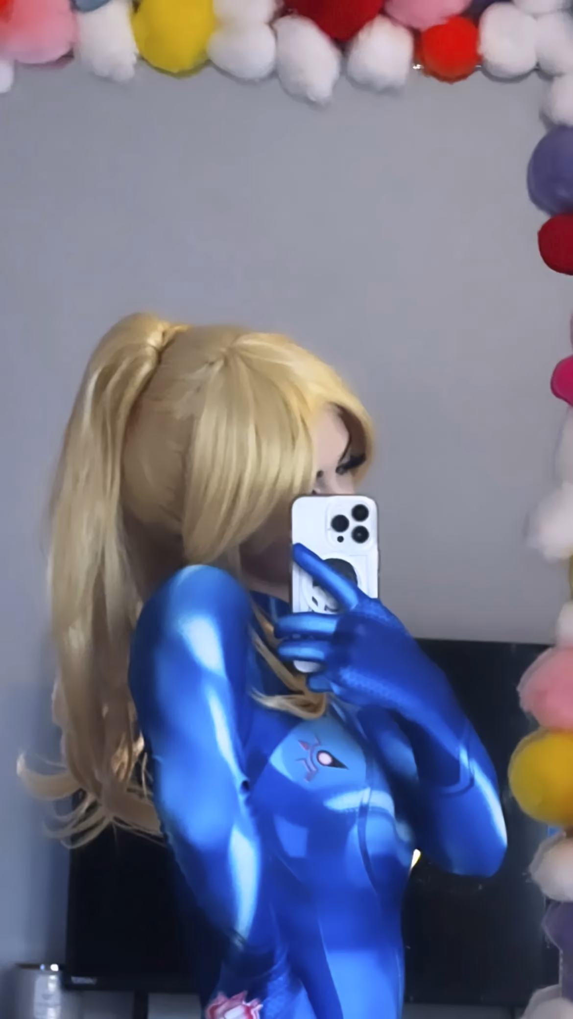 1Kyle8 as Samus Aran — cosplay photo 2 of 11