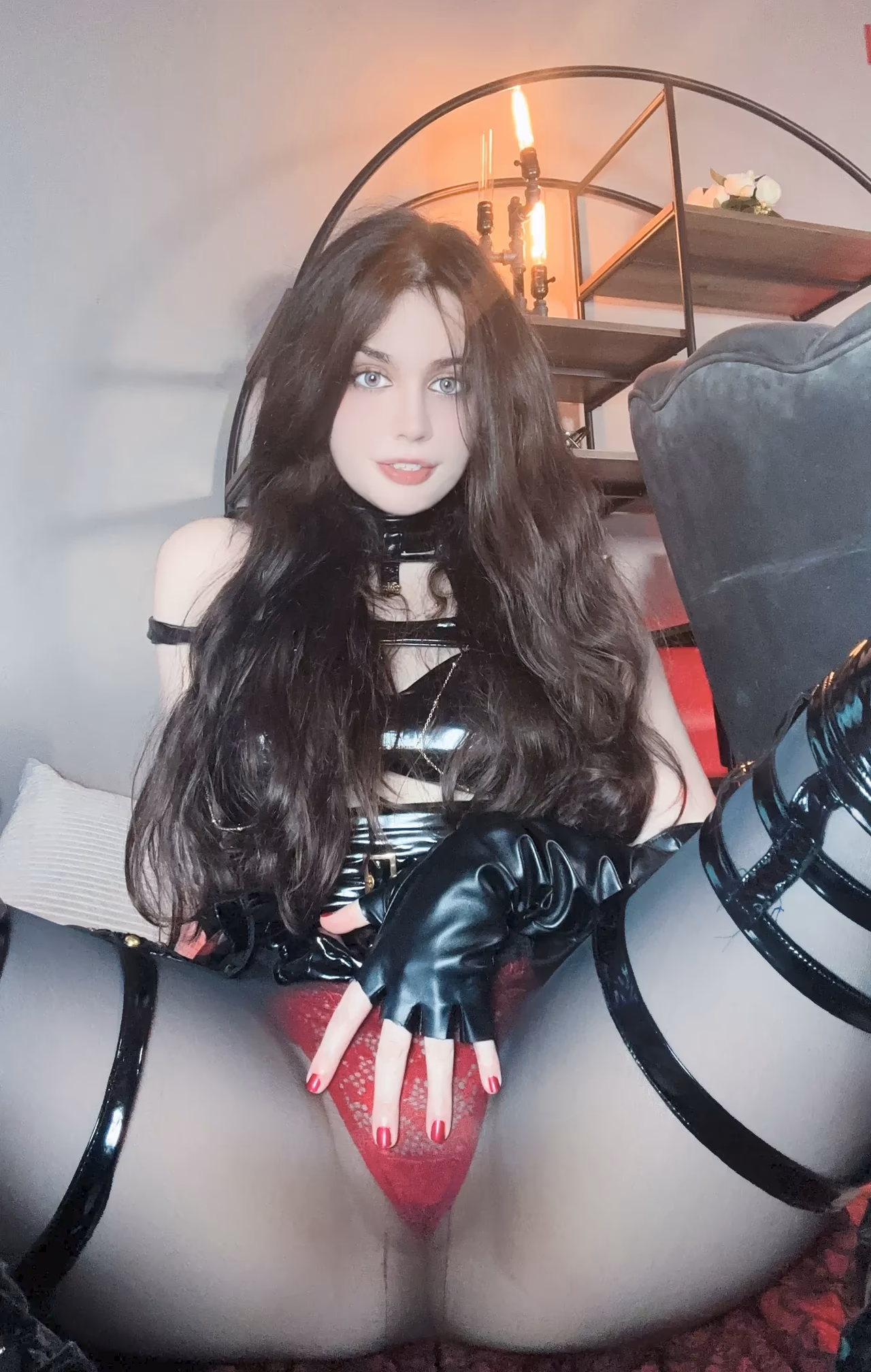 Adina Luna as Yor Forger — cosplay photo 11 of 40