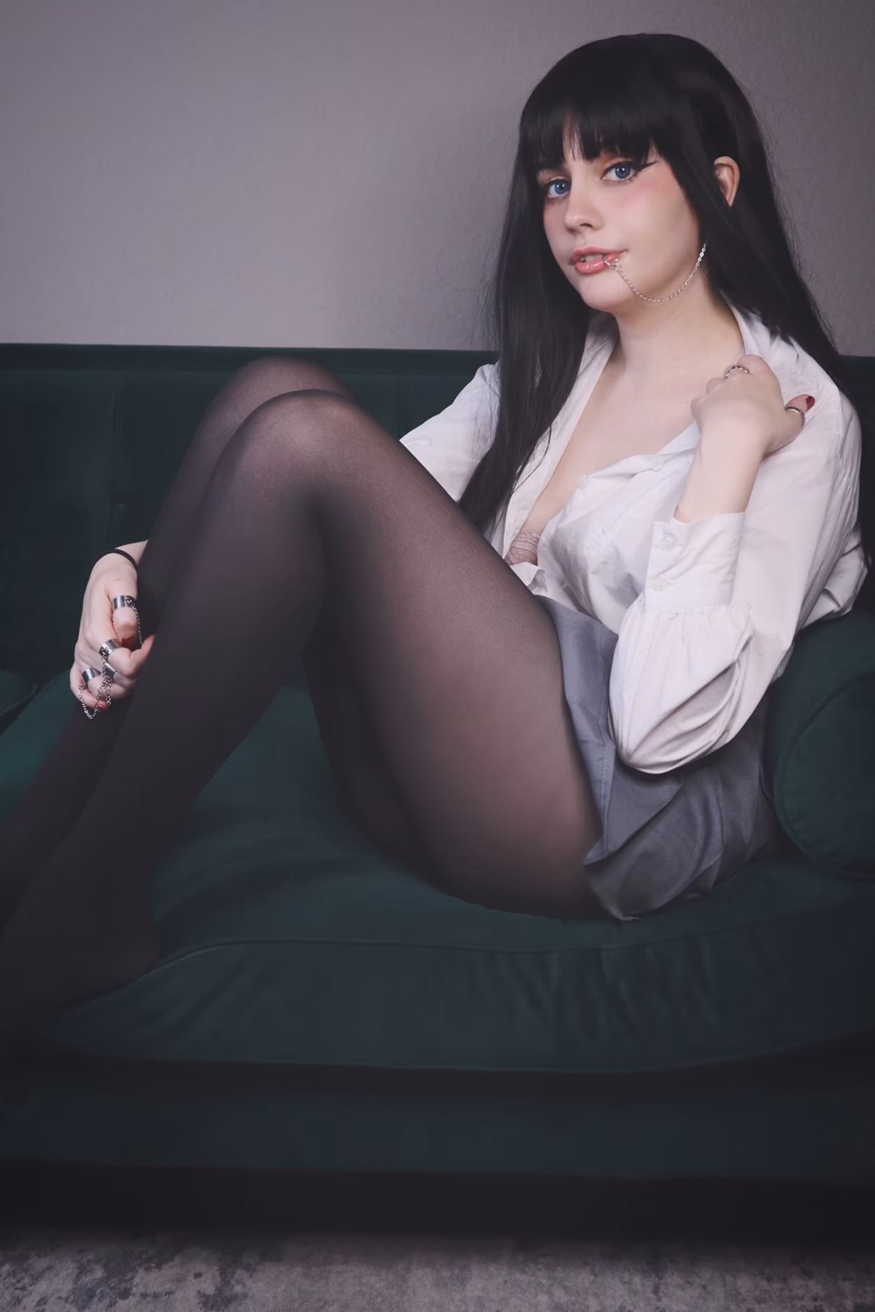 Adina Luna as Yumeko Jabami — cosplay photo 19 of 32