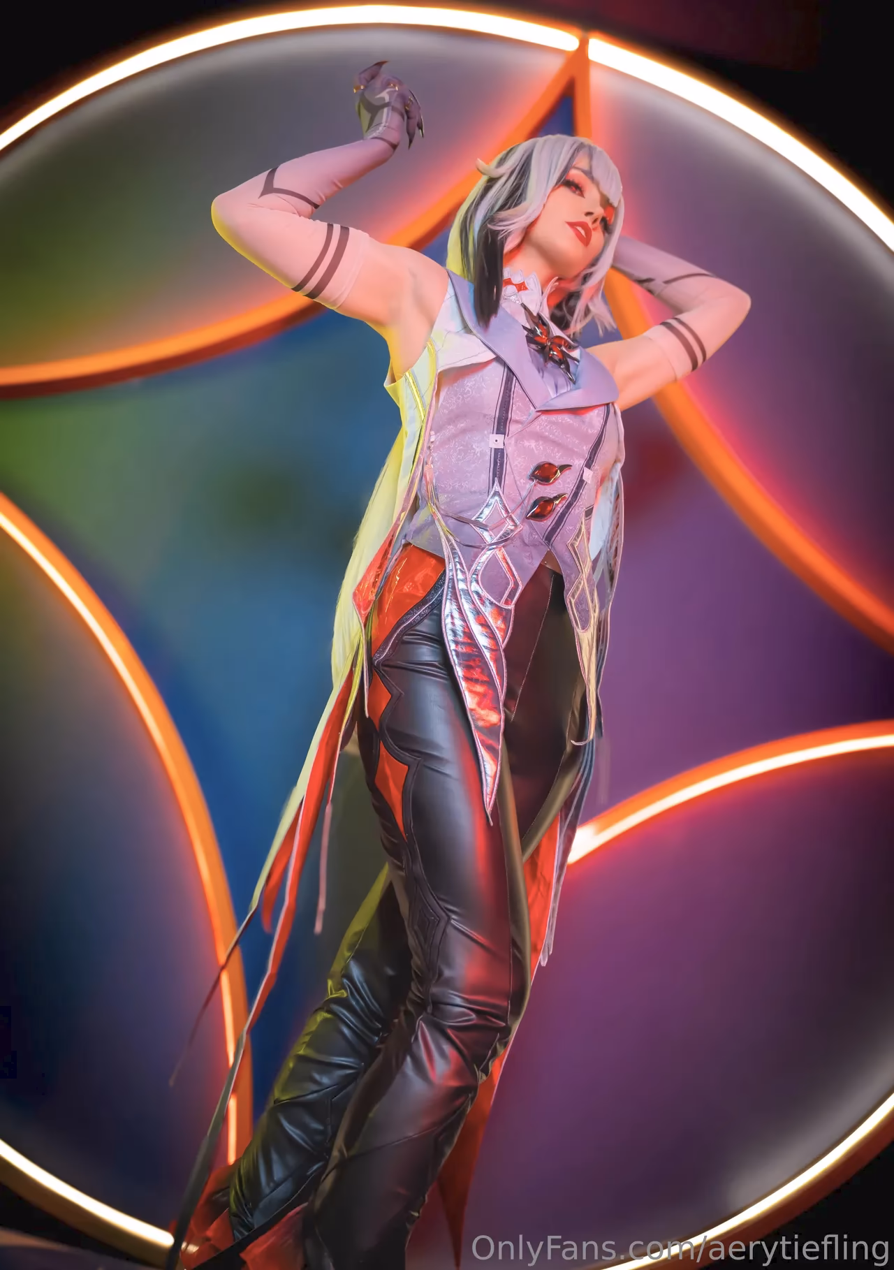 Aery Tiefling as Arlecchino — cosplay photo 9 of 67