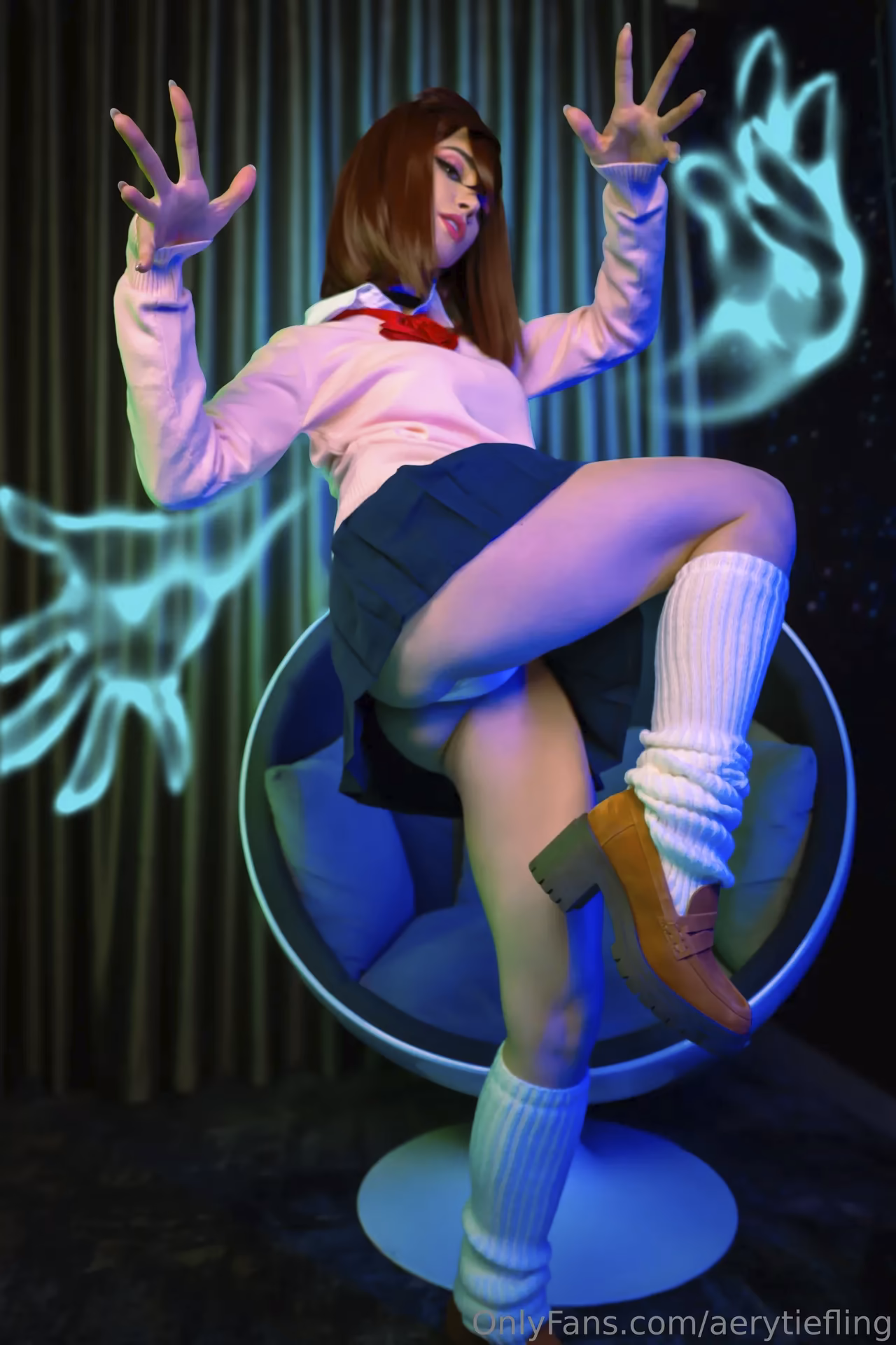Aery Tiefling as Momo Ayase — cosplay photo 14 of 70
