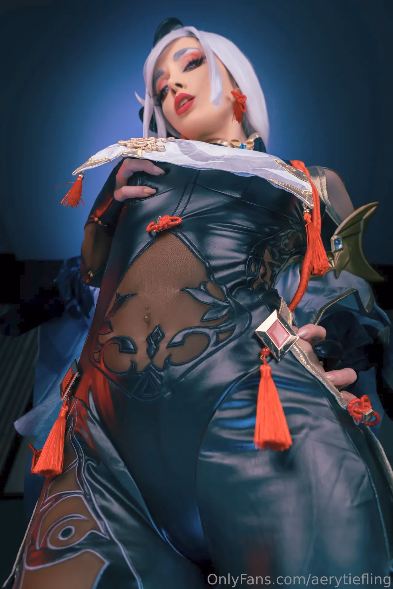 Aery Tiefling as Shenhe — cosplay photo 14 of 59
