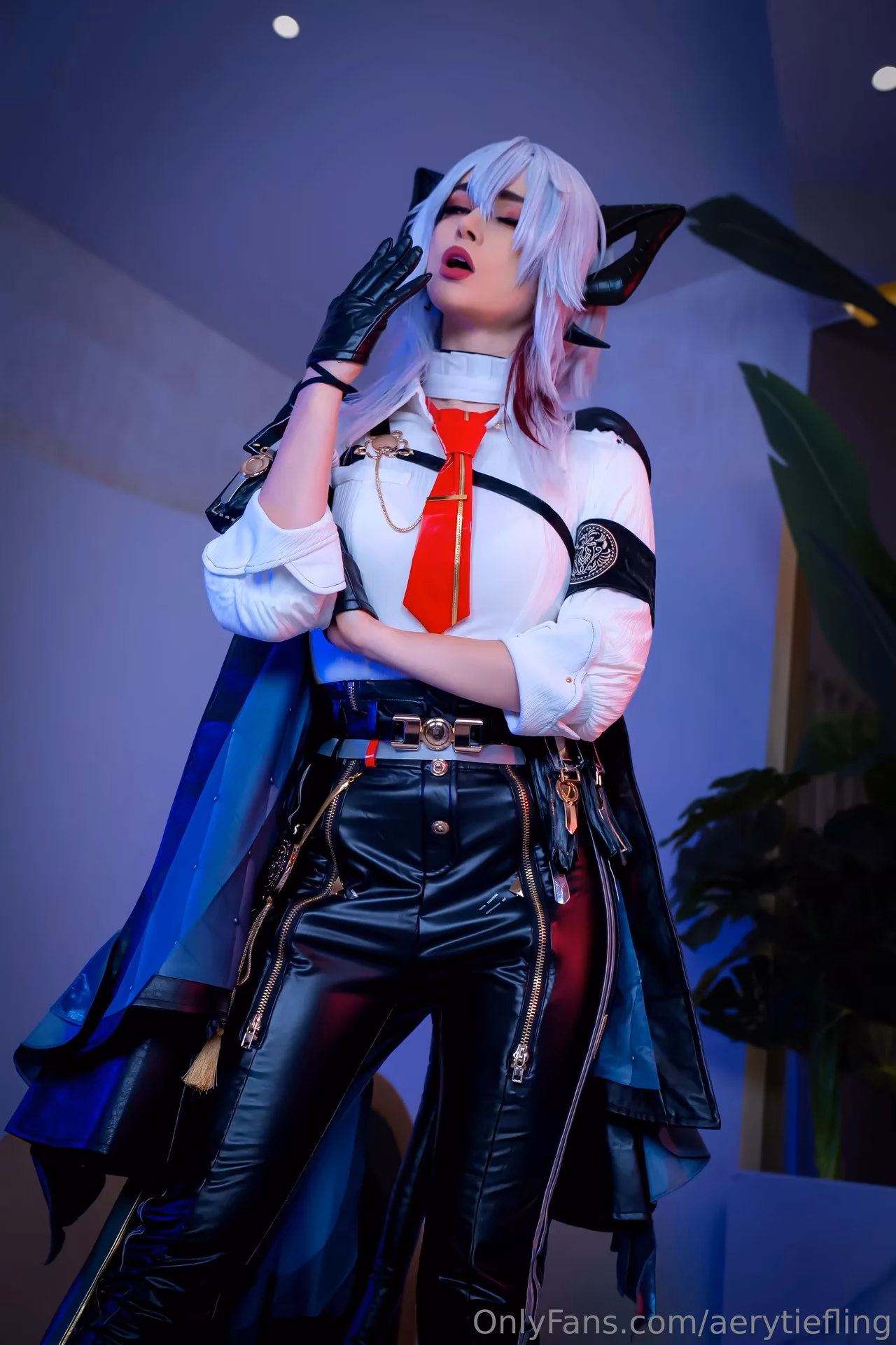 Aery Tiefling - Zani - Wuthering Waves (WuWa) - Cosplay Gallery - 40 Images preview