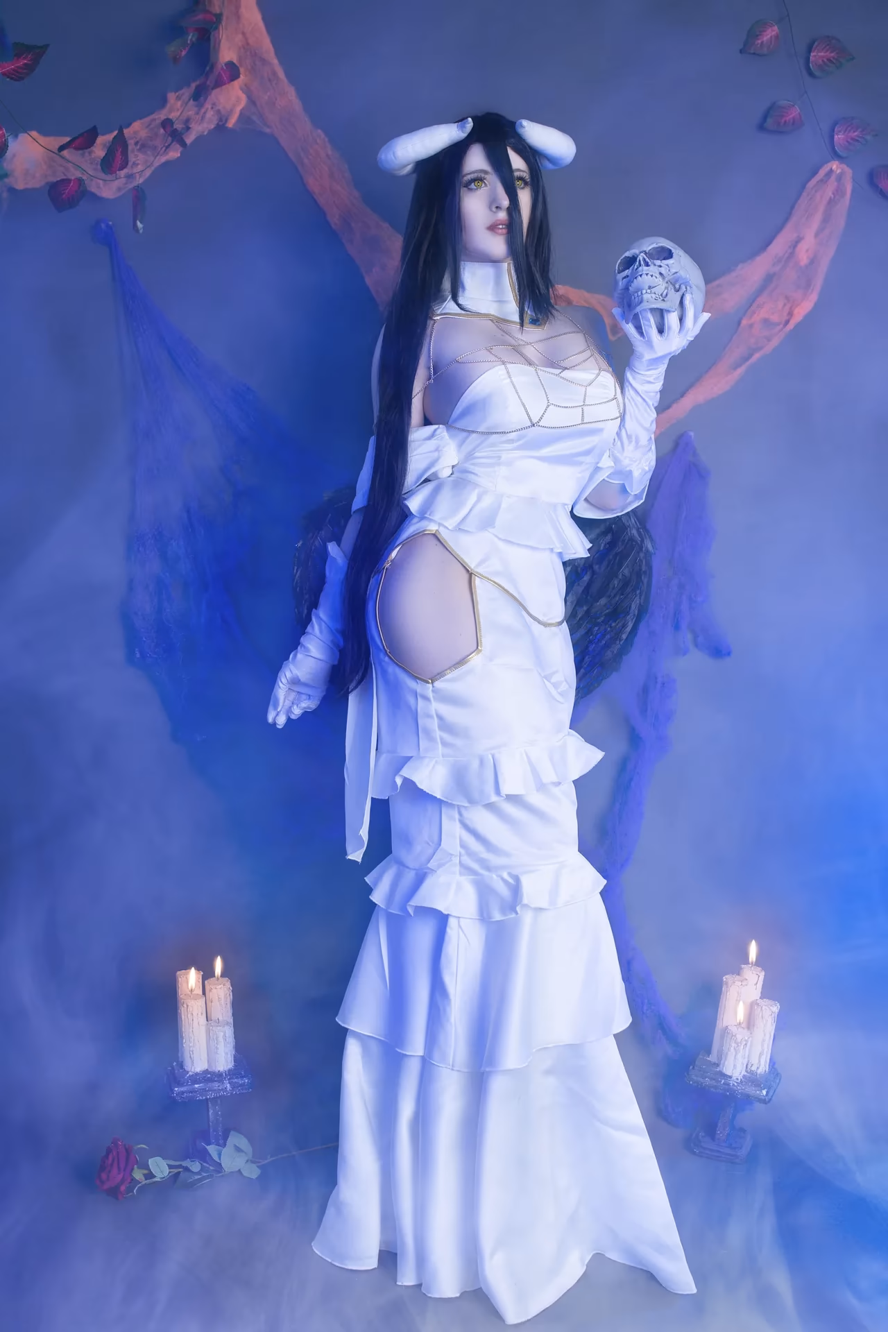 Agos Ashford as Albedo — cosplay photo 2 of 31