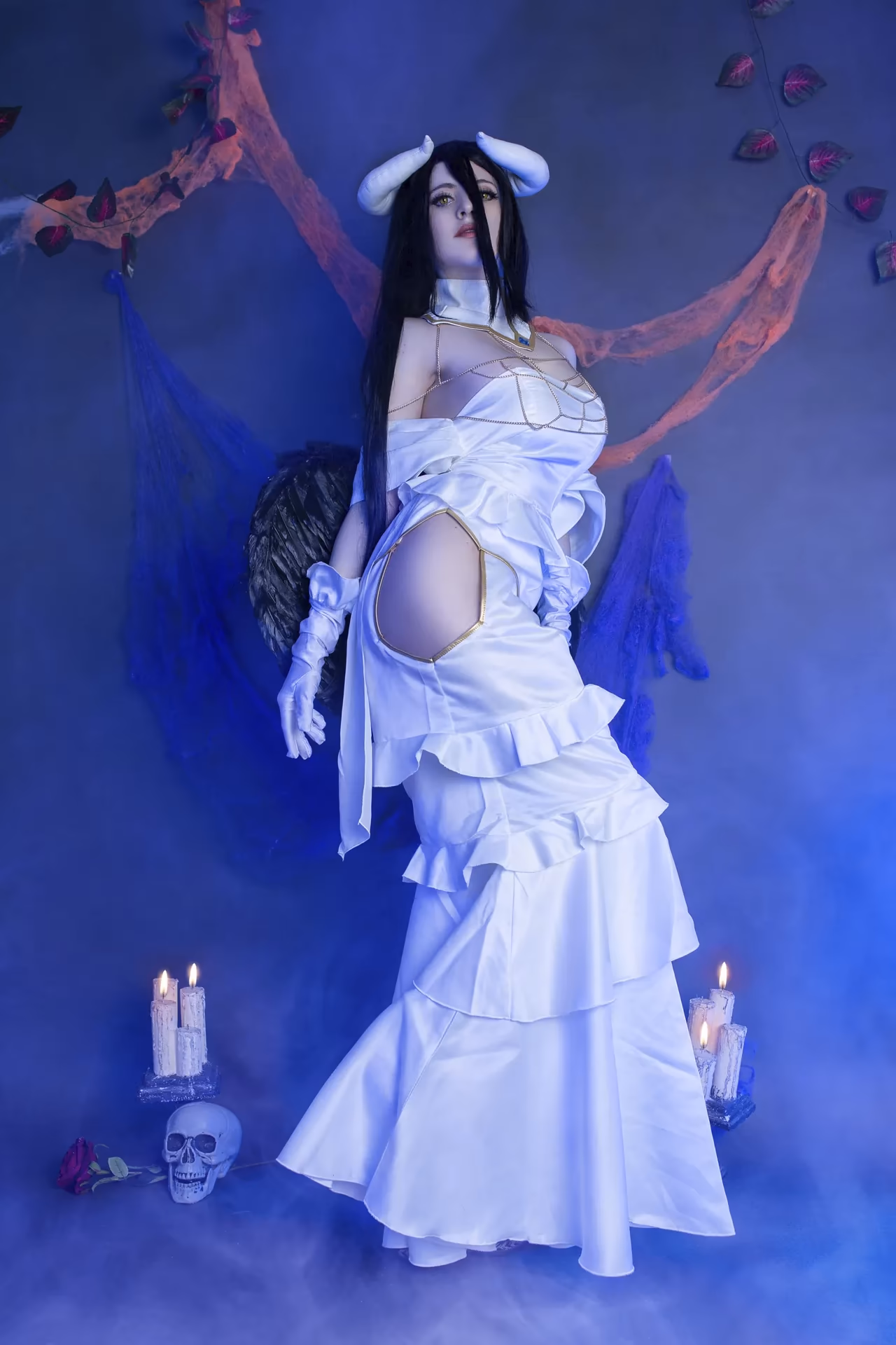 Agos Ashford as Albedo — cosplay photo 3 of 31