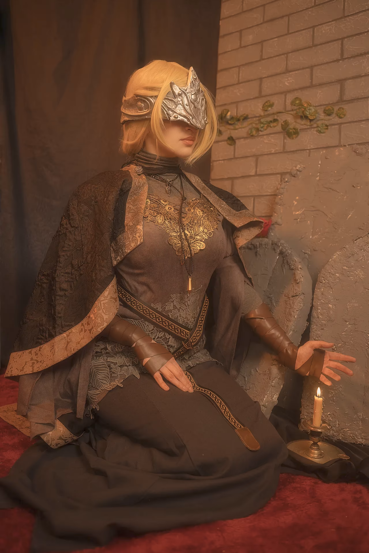 Agos Ashford as Fire Keeper — cosplay photo 3 of 33