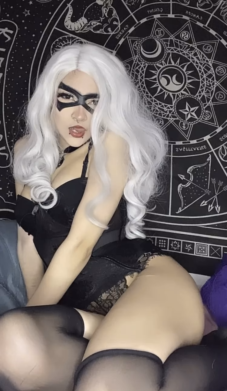 Ahzael as Black Cat — cosplay photo 5 of 13