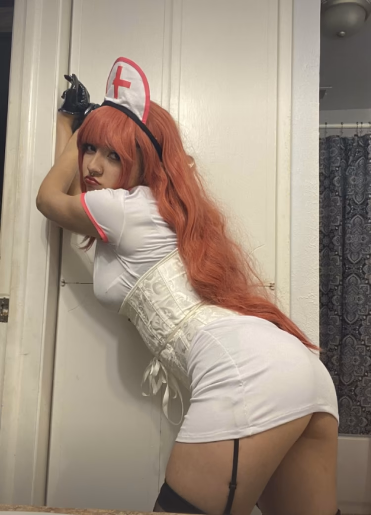 Ahzael as Makima — cosplay photo 12 of 16