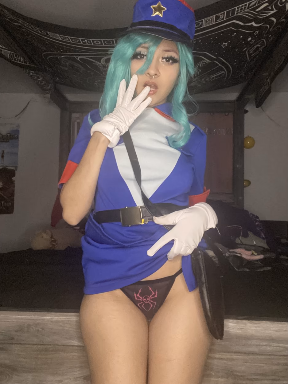 Ahzael as Officer Jenny — cosplay photo 6 of 7