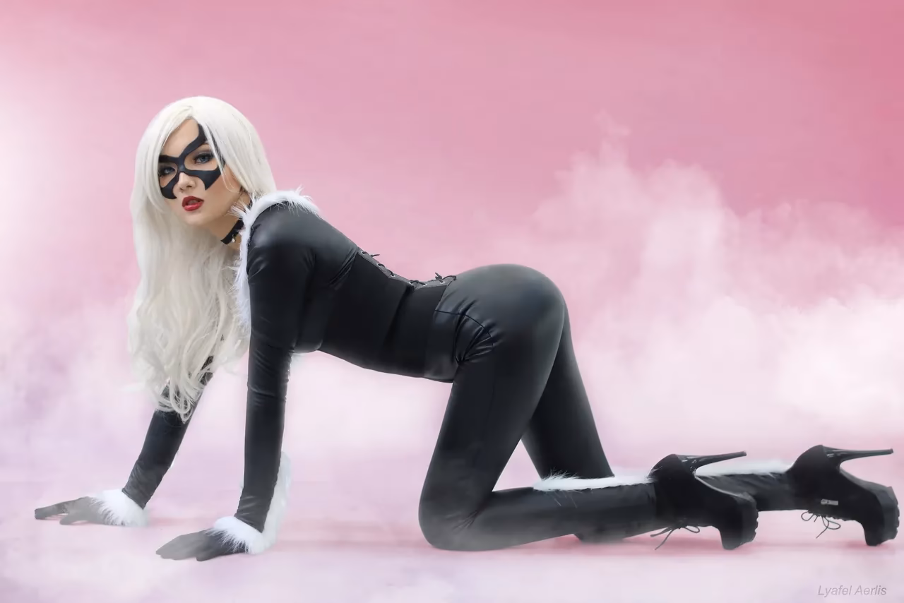 Aigera Dunamis as Black Cat — cosplay photo 10 of 21