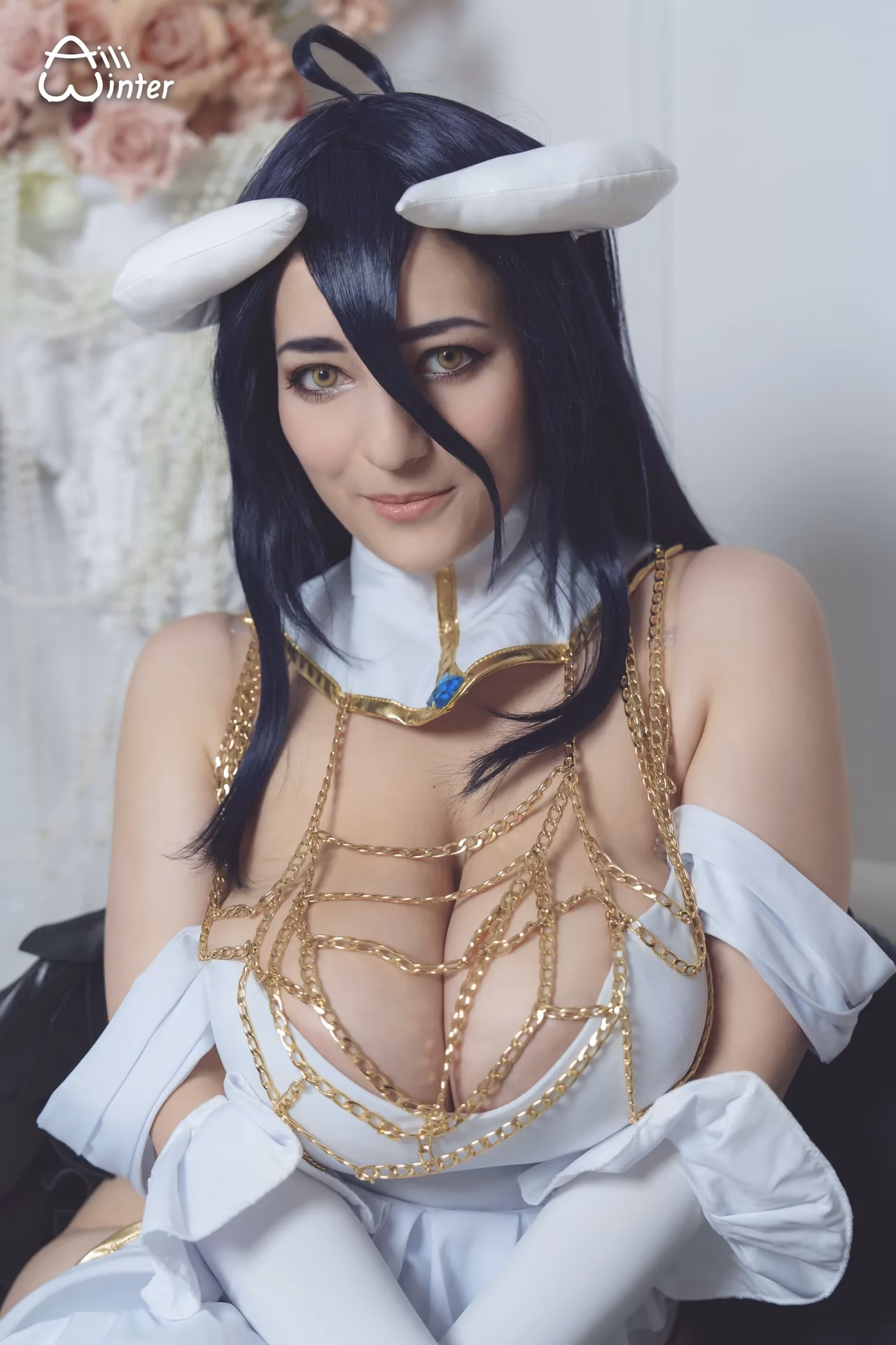 Aili Winter as Albedo — cosplay photo 7 of 27