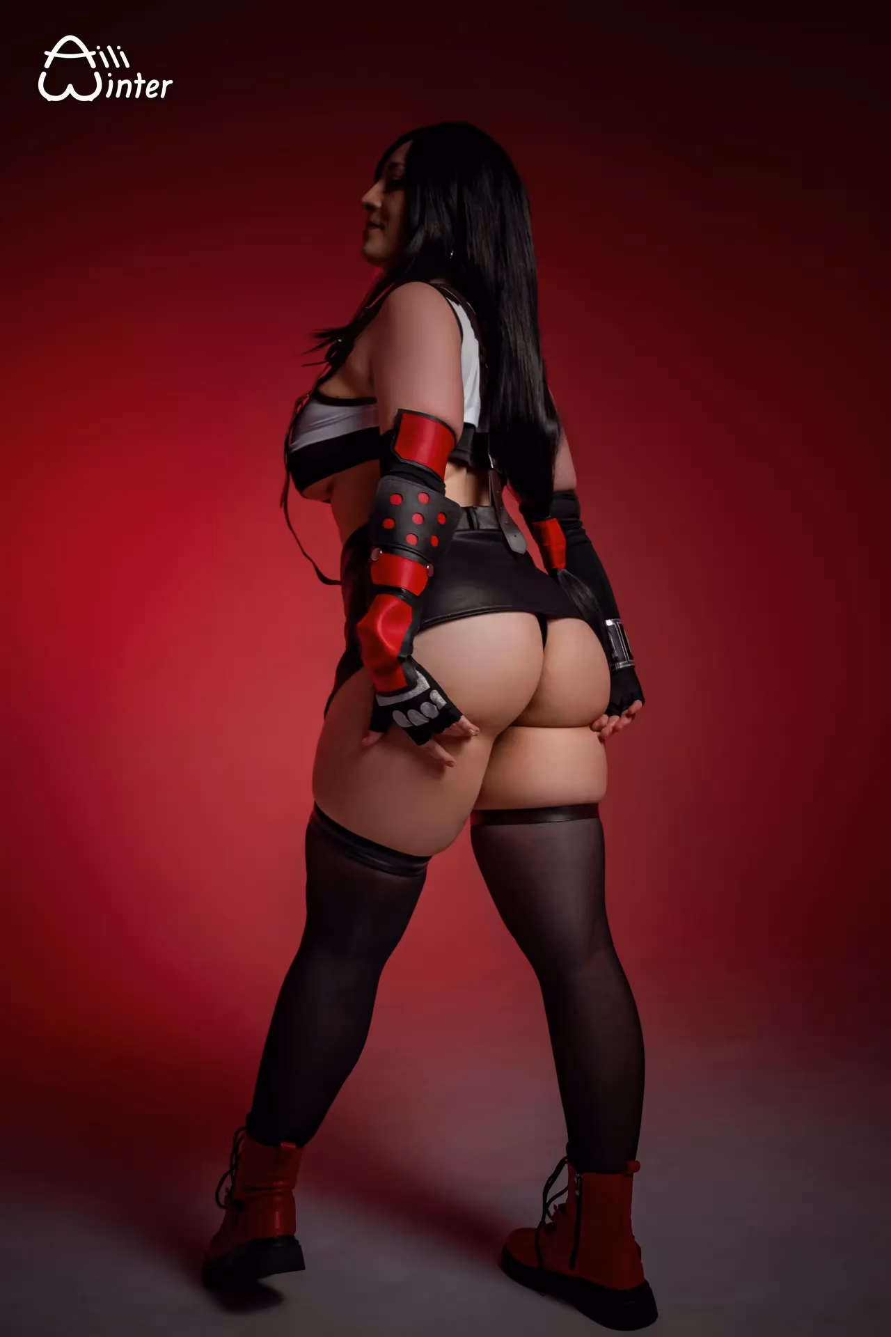 Aili Winter as Tifa Lockhart — cosplay photo 12 of 27