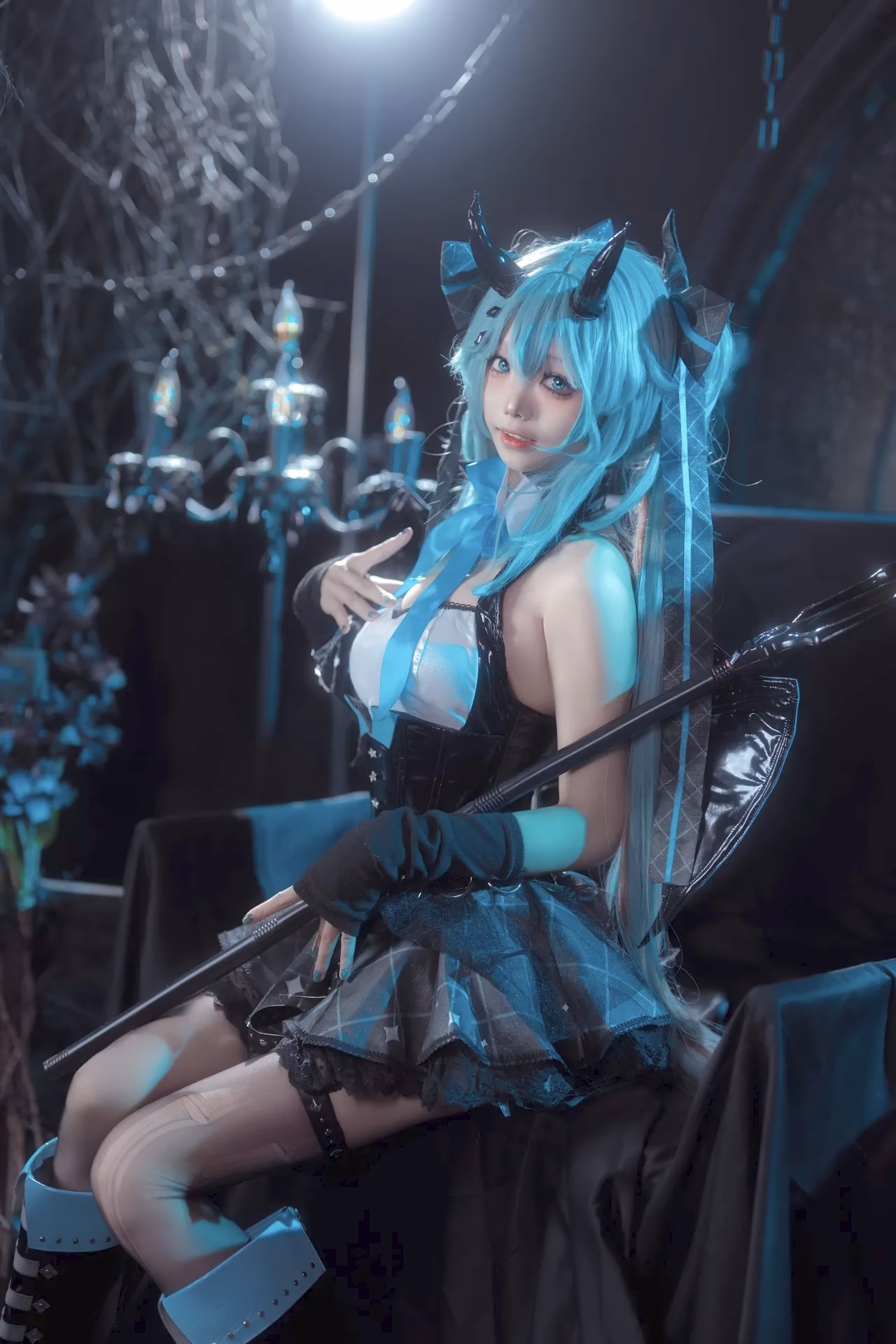 Aiwest as Hatsune Miku — cosplay photo 13 of 26