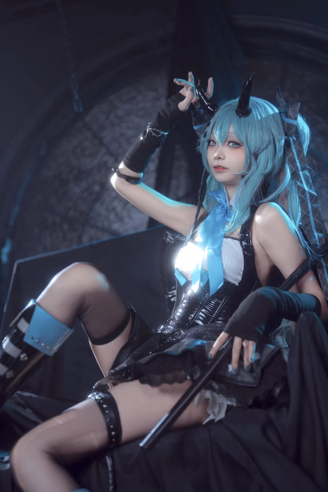Aiwest as Hatsune Miku — cosplay photo 19 of 26