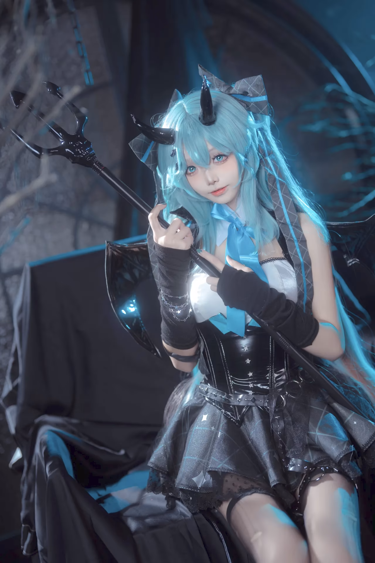 Aiwest as Hatsune Miku — cosplay photo 7 of 26
