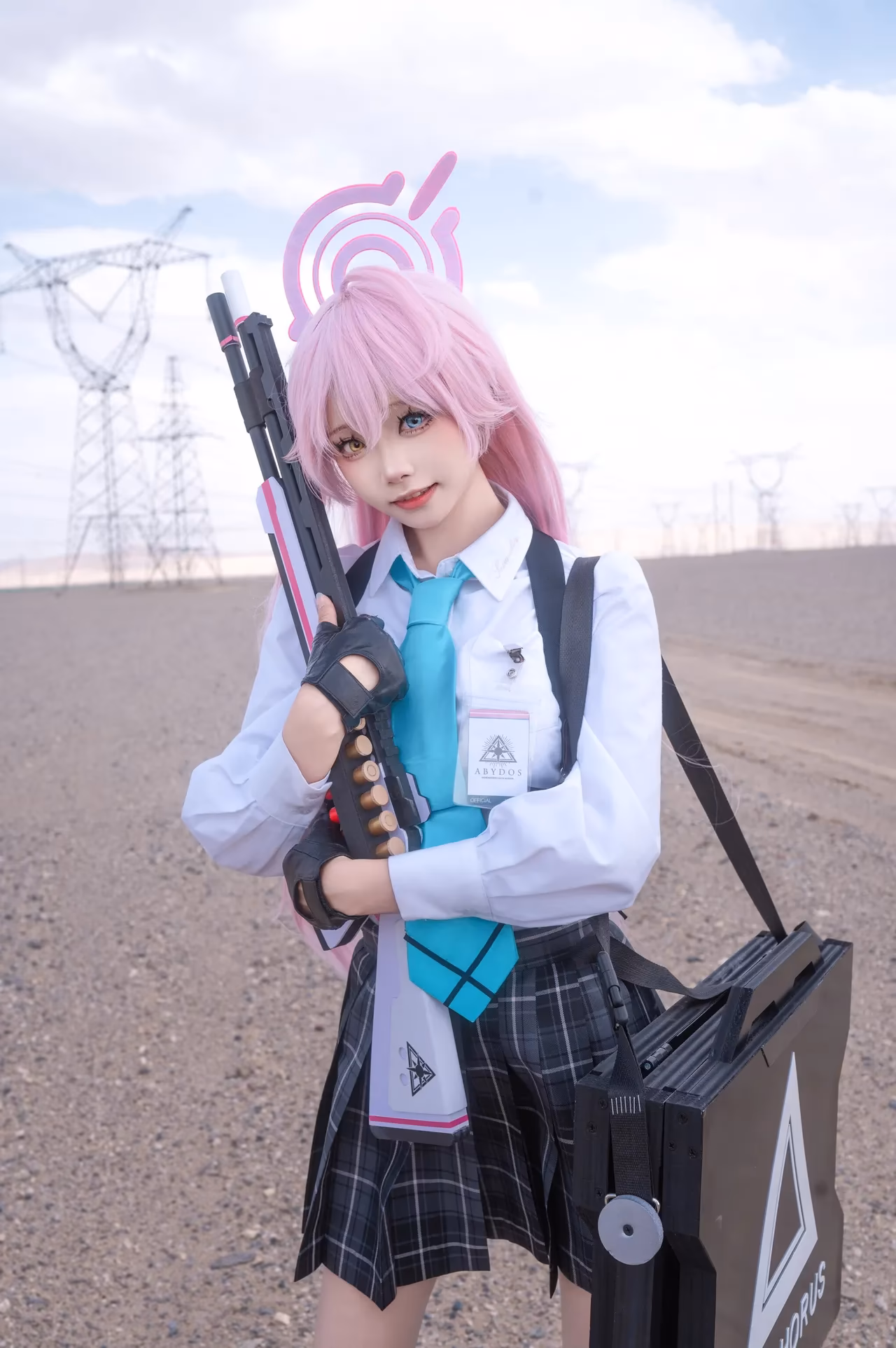Aiwest as Hoshino Takanashi — cosplay photo 17 of 49