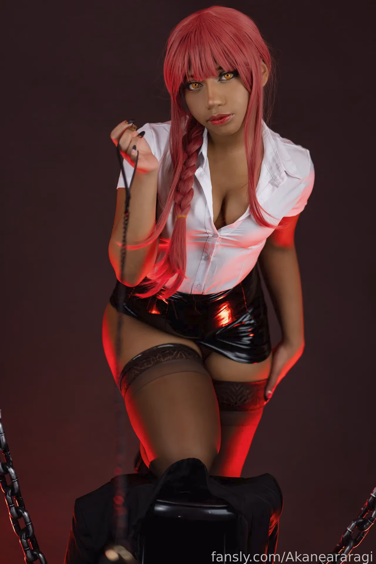 Akane Araragi as Makima — cosplay photo 7 of 24