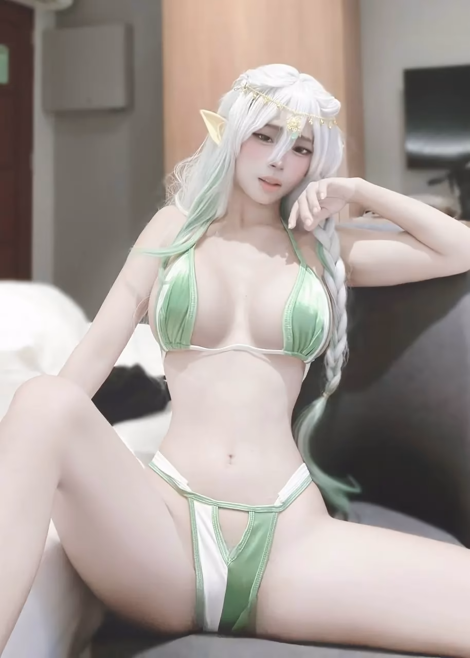 Akari as Nahida — cosplay photo 5 of 13