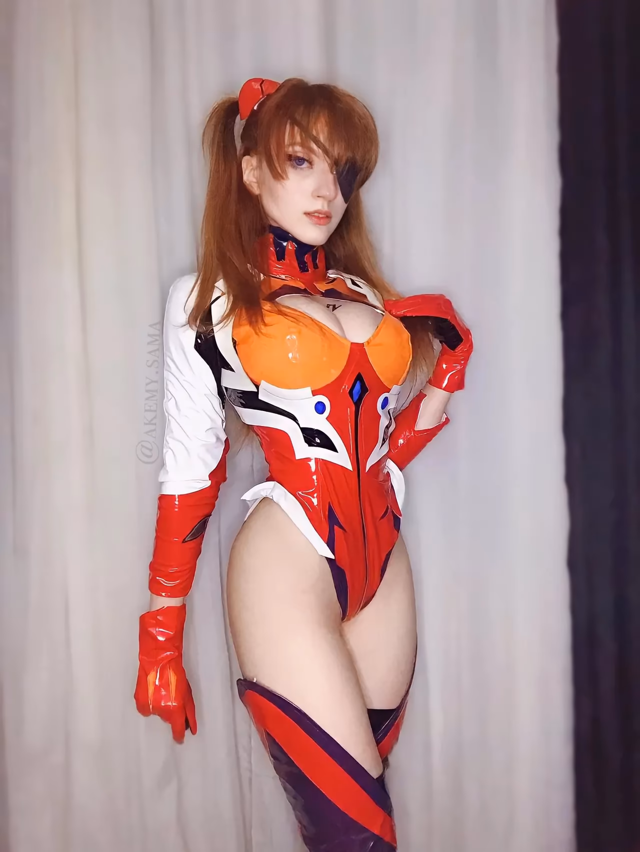 Akemy Sama as Asuka Langley Soryu — cosplay photo 10 of 14