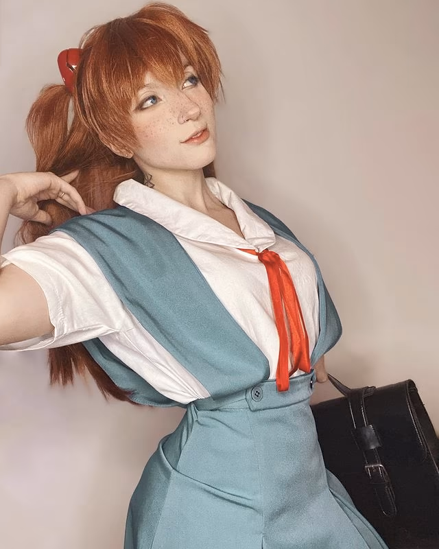 Akemy Sama as Asuka Langley Soryu — cosplay photo 4 of 6