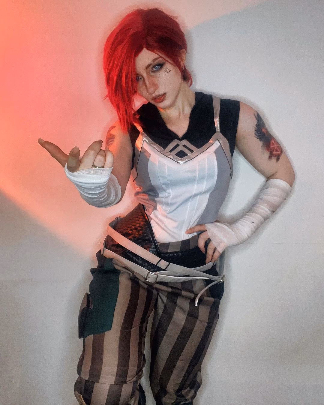 Akemy Sama as Vi — cosplay photo 5 of 10