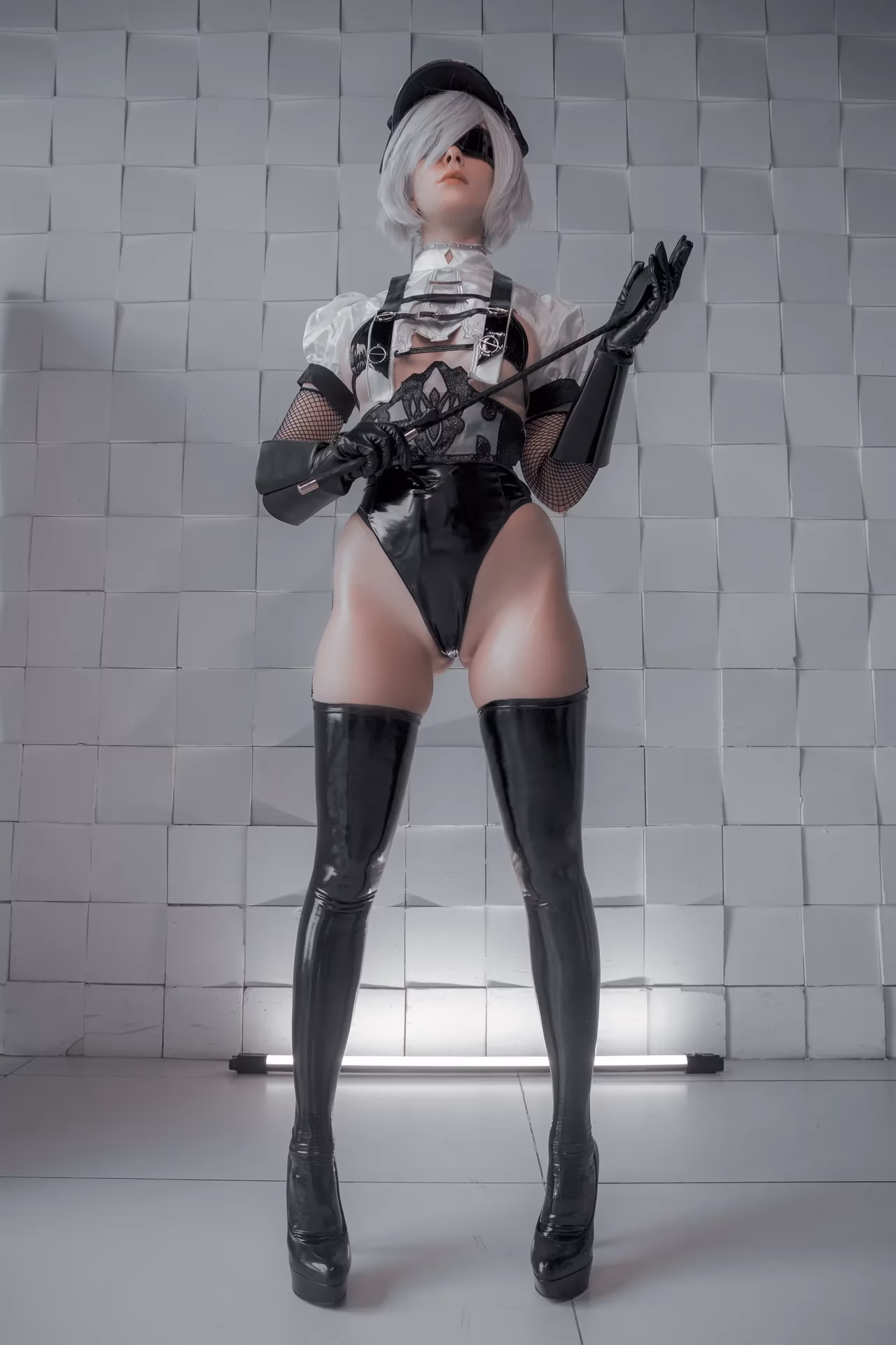 Aleksandra Bodler as 2B — cosplay photo 2 of 30
