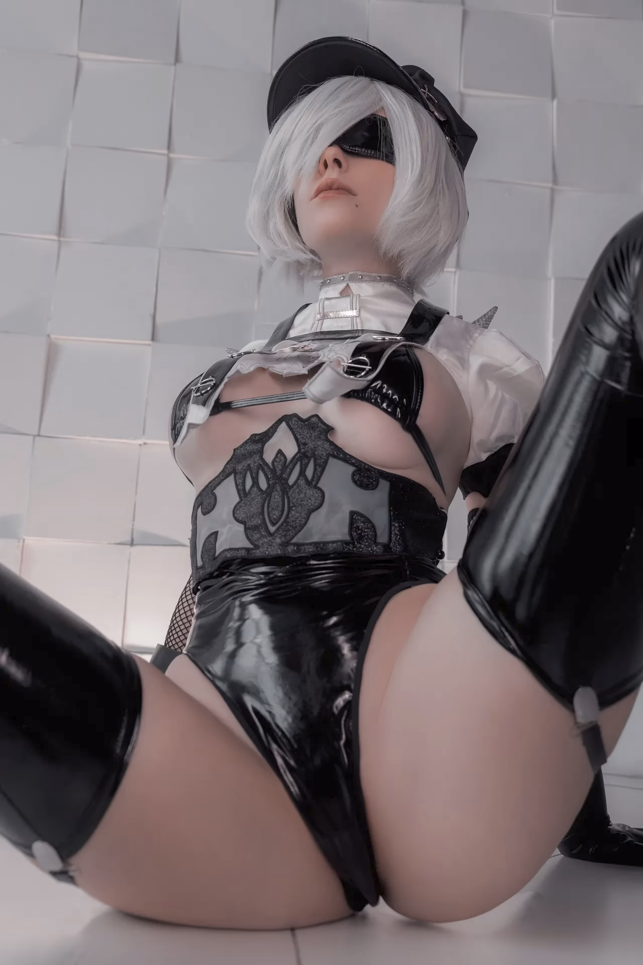 Aleksandra Bodler as 2B — cosplay photo 8 of 30