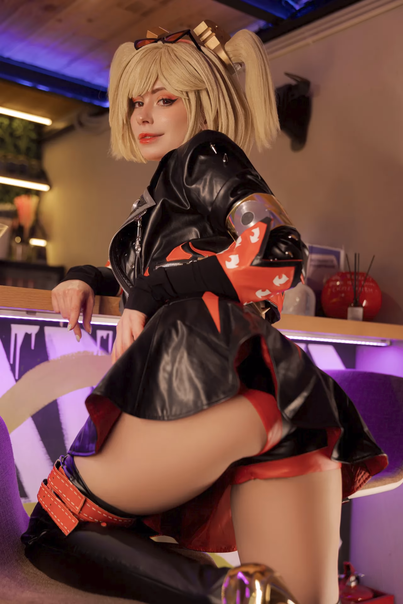 Aleksandra Bodler as Burnice White — cosplay photo 3 of 33