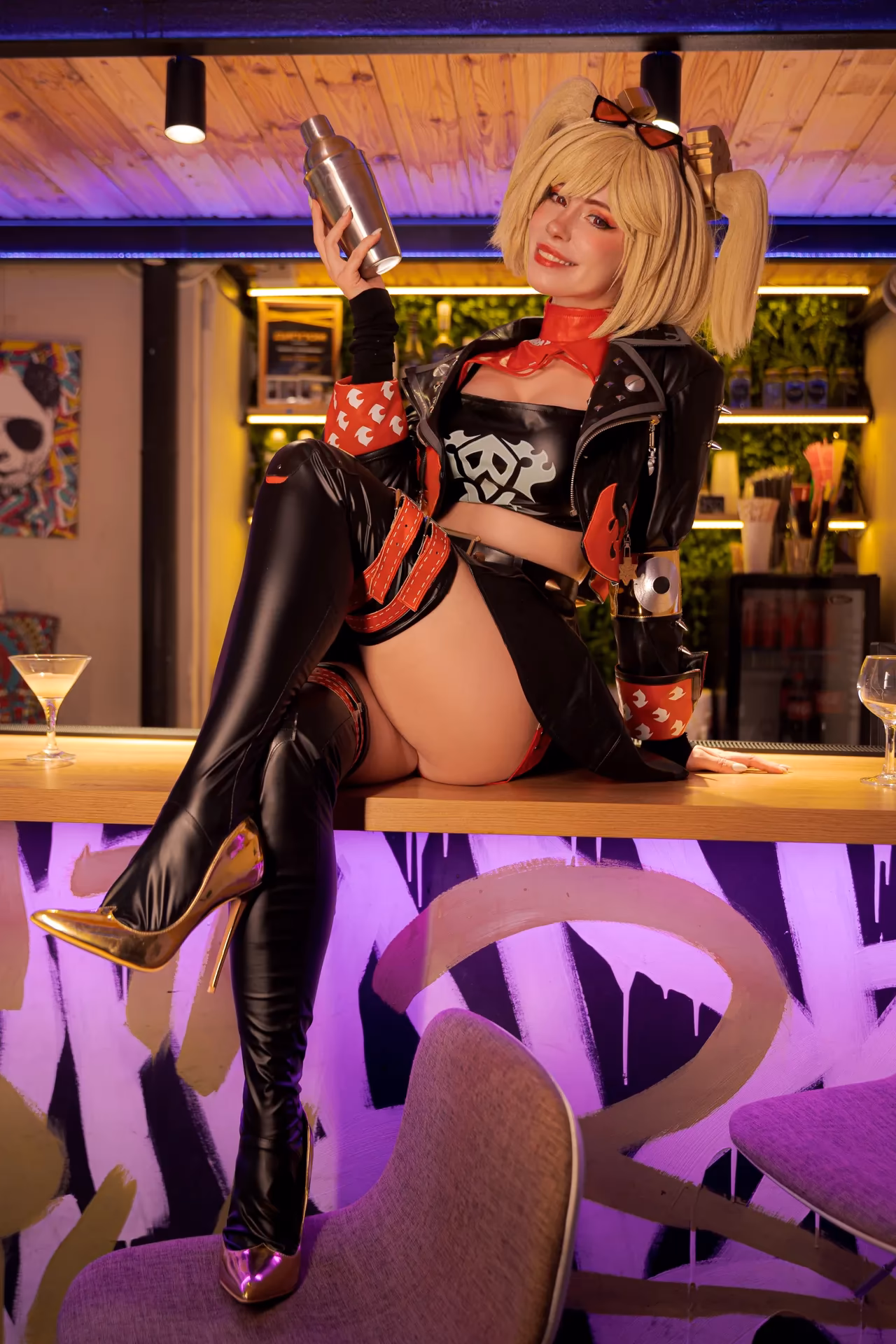 Aleksandra Bodler as Burnice White — cosplay photo 8 of 33
