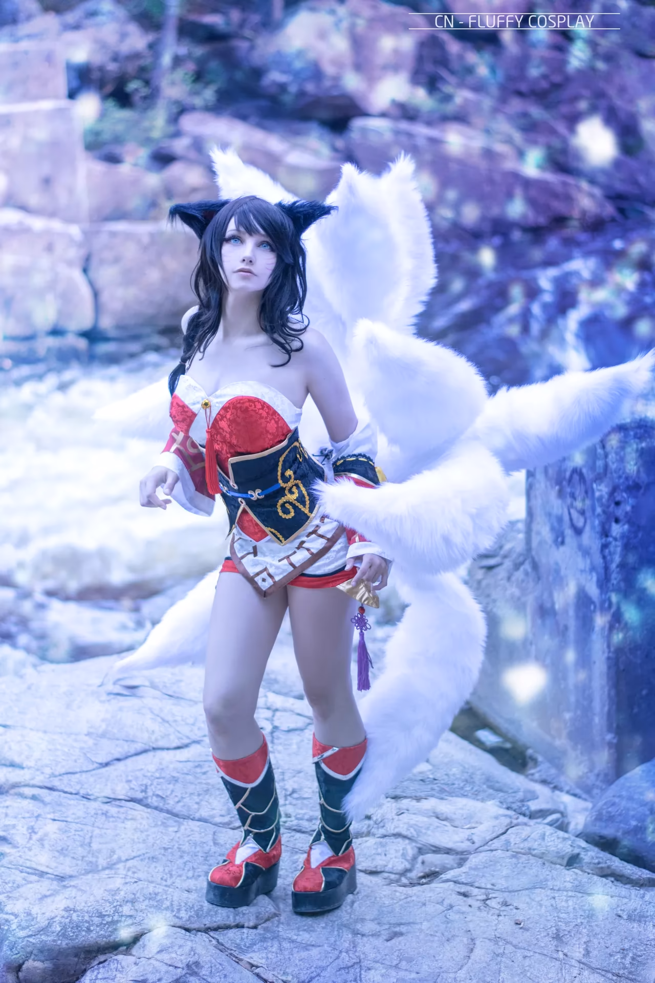 Alexandre is Fluffy as Ahri — cosplay photo 12 of 14