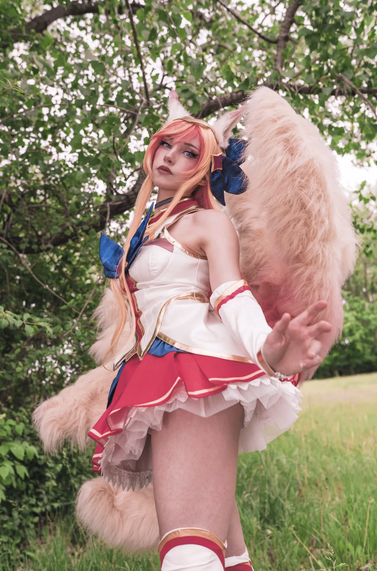 Alexandre is Fluffy as Ahri — cosplay photo 10 of 11