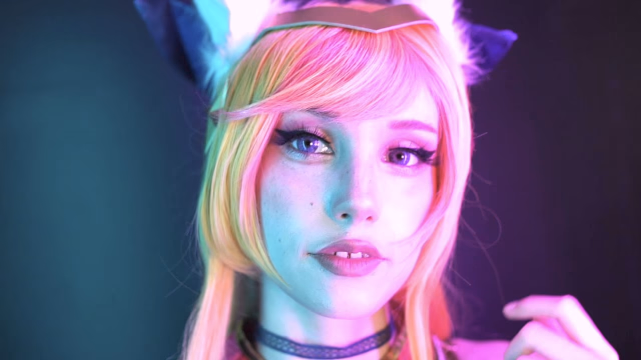Alexandre is Fluffy as Ahri — cosplay photo 11 of 11