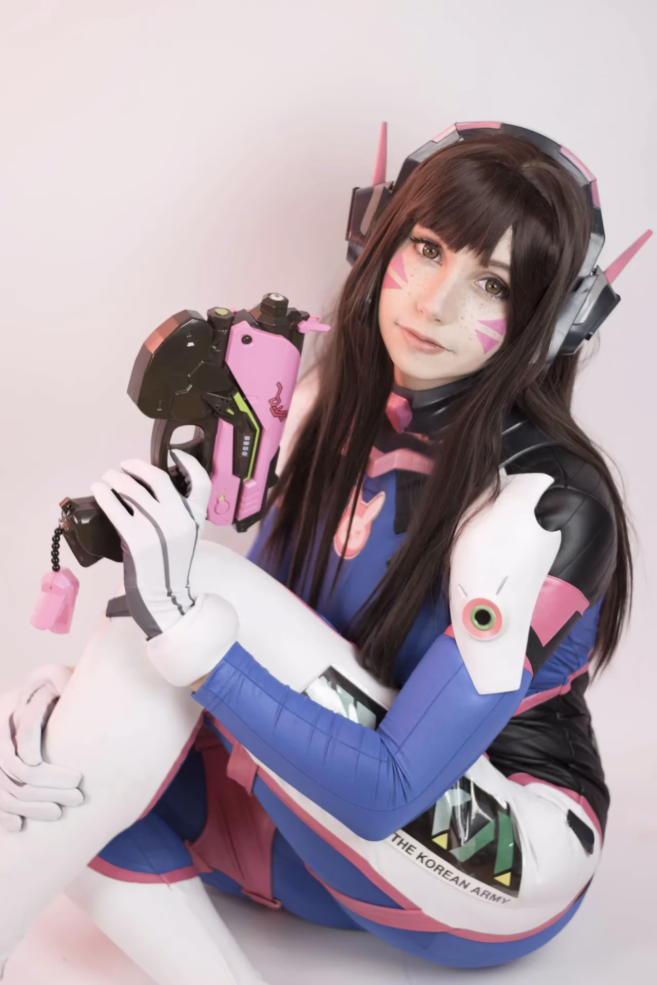 Alexandre is Fluffy as D.Va — cosplay photo 4 of 24