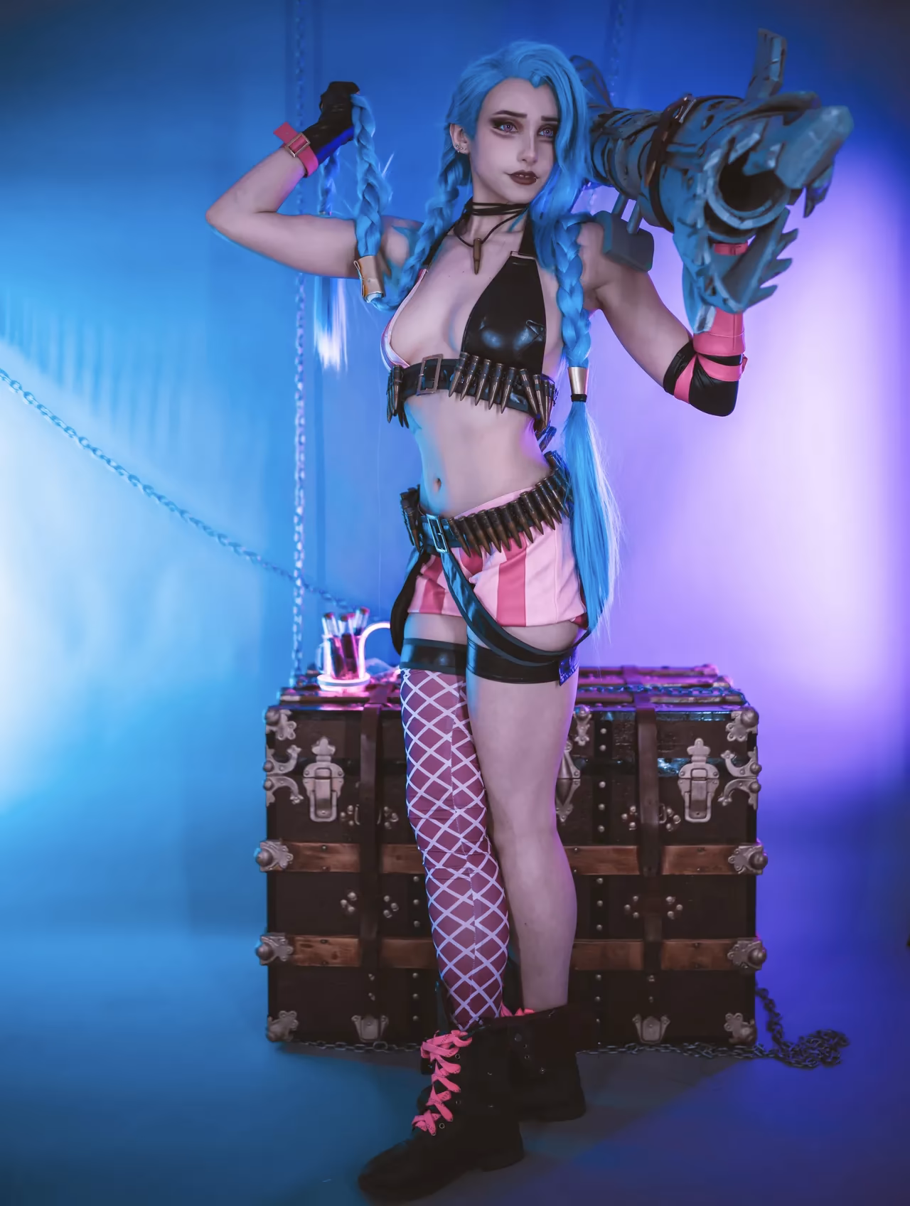 Alexandre is Fluffy as Jinx — cosplay photo 2 of 19