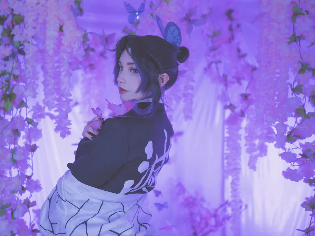 Alexandre is Fluffy as Shinobu Kocho — cosplay photo 10 of 25