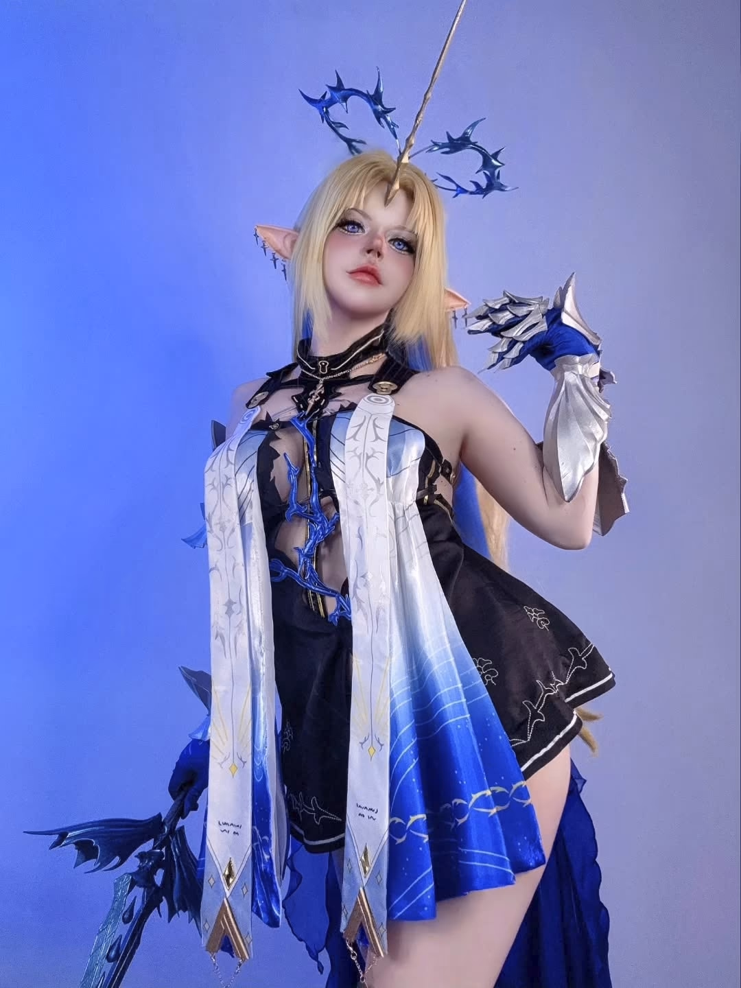 Alexy Sky as Fleurdelys — cosplay photo 10 of 16