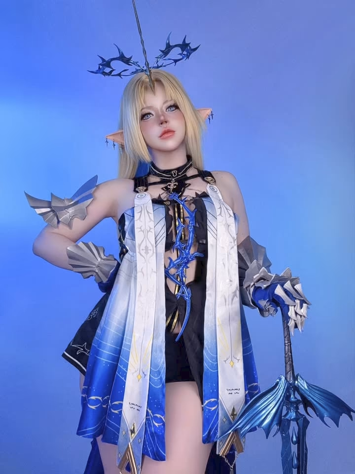 Alexy Sky as Fleurdelys — cosplay photo 11 of 16