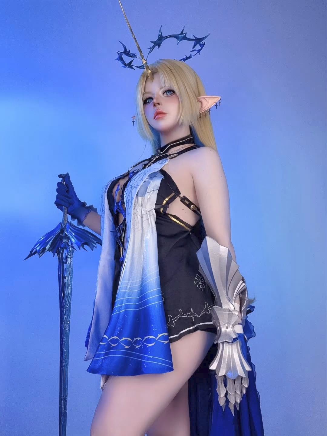 Alexy Sky as Fleurdelys — cosplay photo 13 of 16