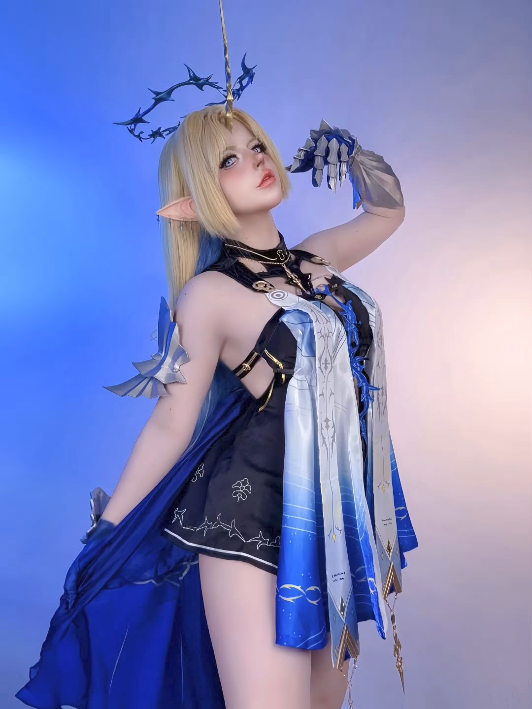 Alexy Sky as Fleurdelys — cosplay photo 15 of 16