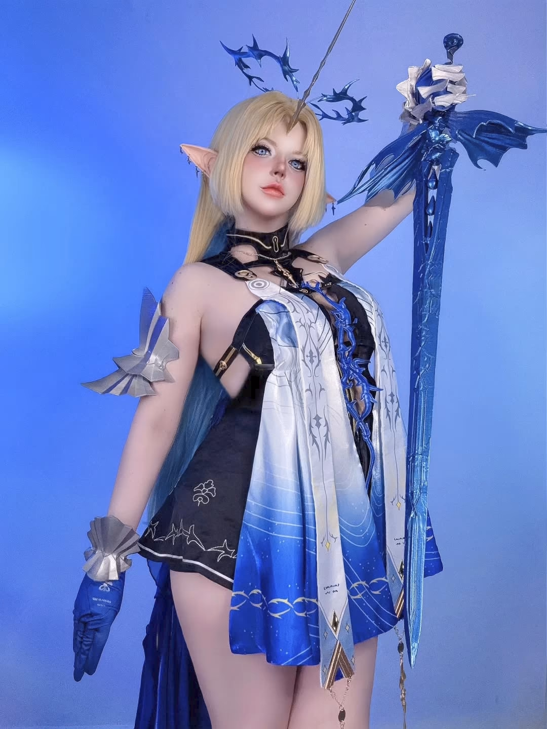 Alexy Sky as Fleurdelys — cosplay photo 5 of 16