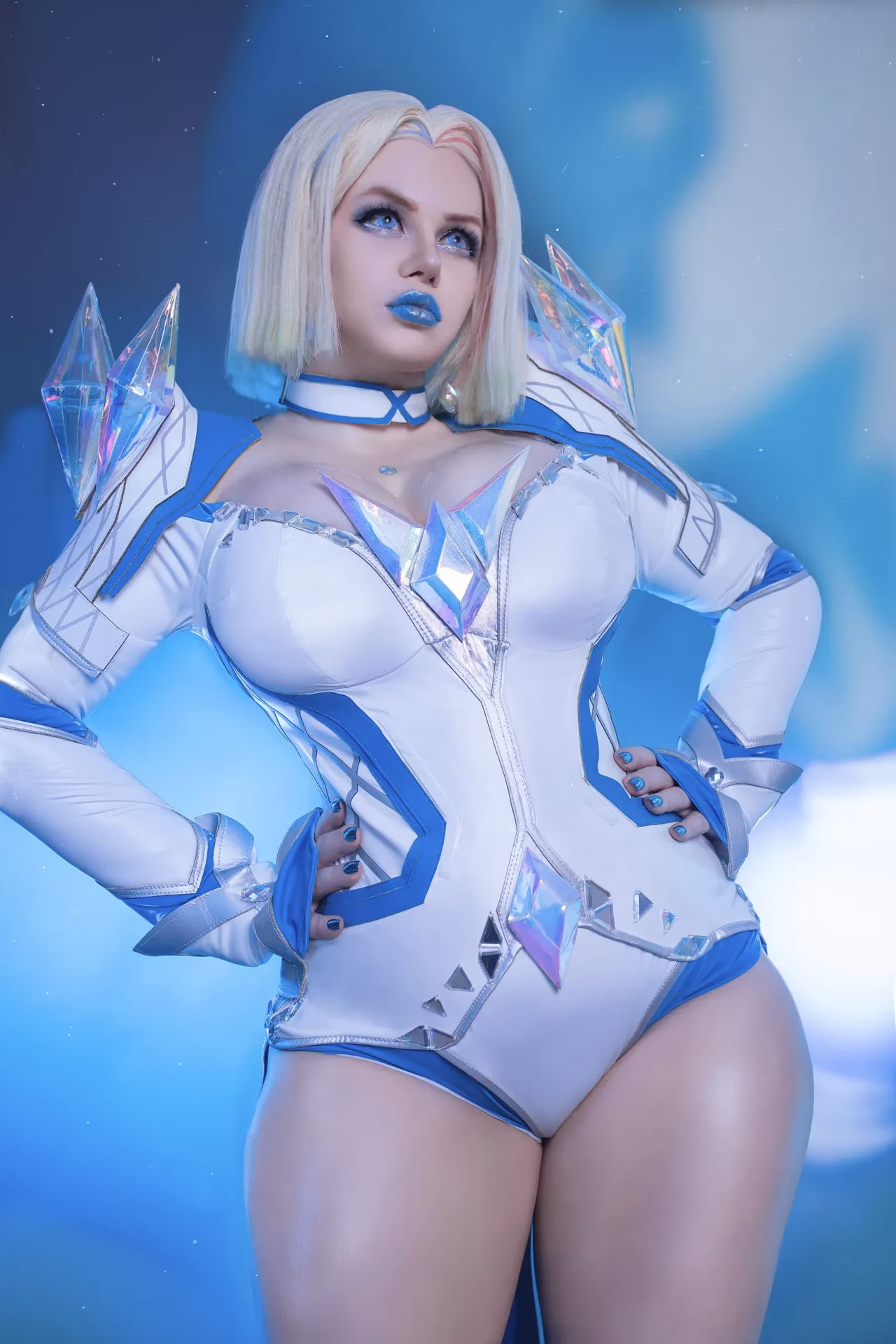 Alice Cosplay as Emma Frost — cosplay photo 7 of 35