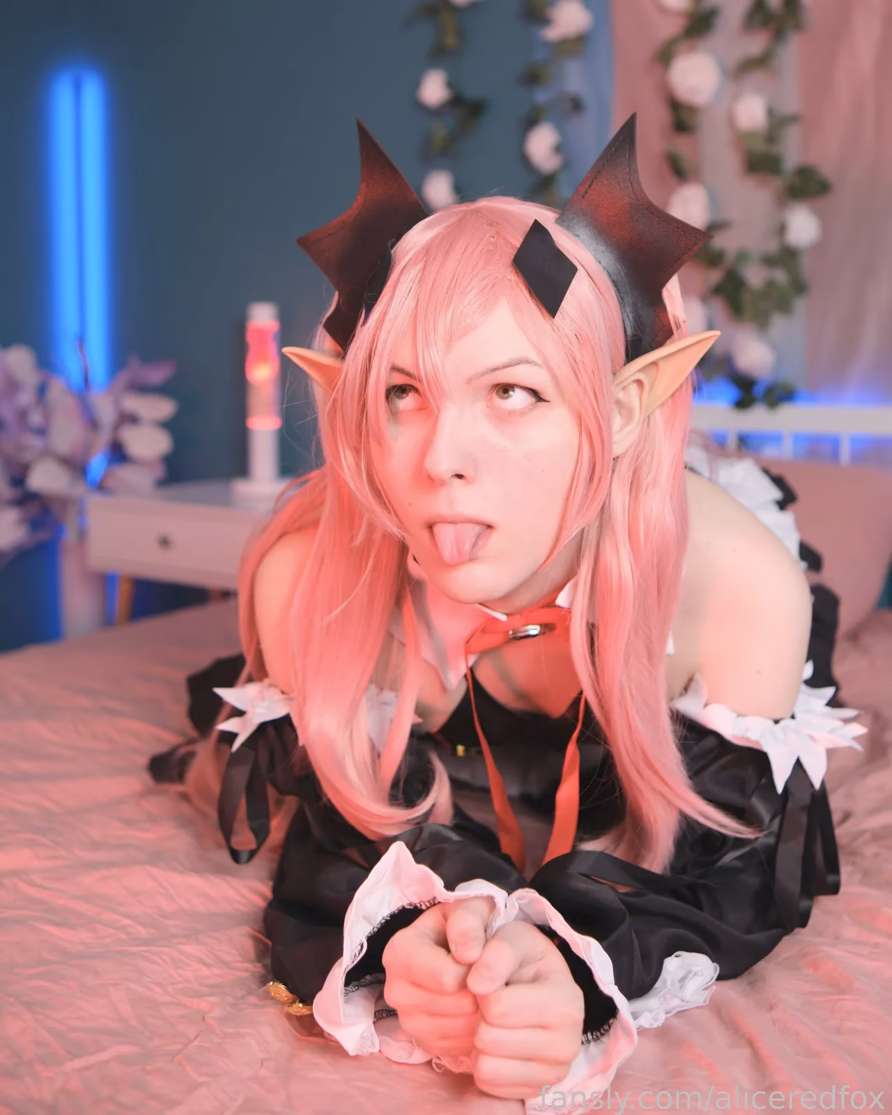 Alice Redfox as Krul Tepes — cosplay photo 6 of 51