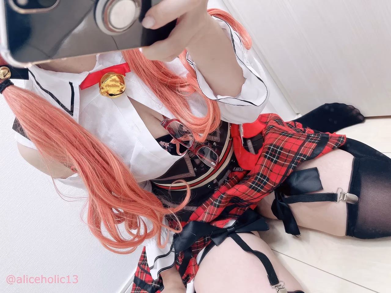 AliceHolic13 as Sakura Miko — cosplay photo 23 of 76