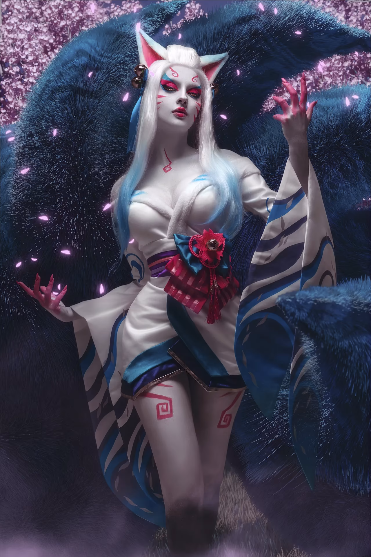 Alin Ma as Ahri — cosplay photo 2 of 39