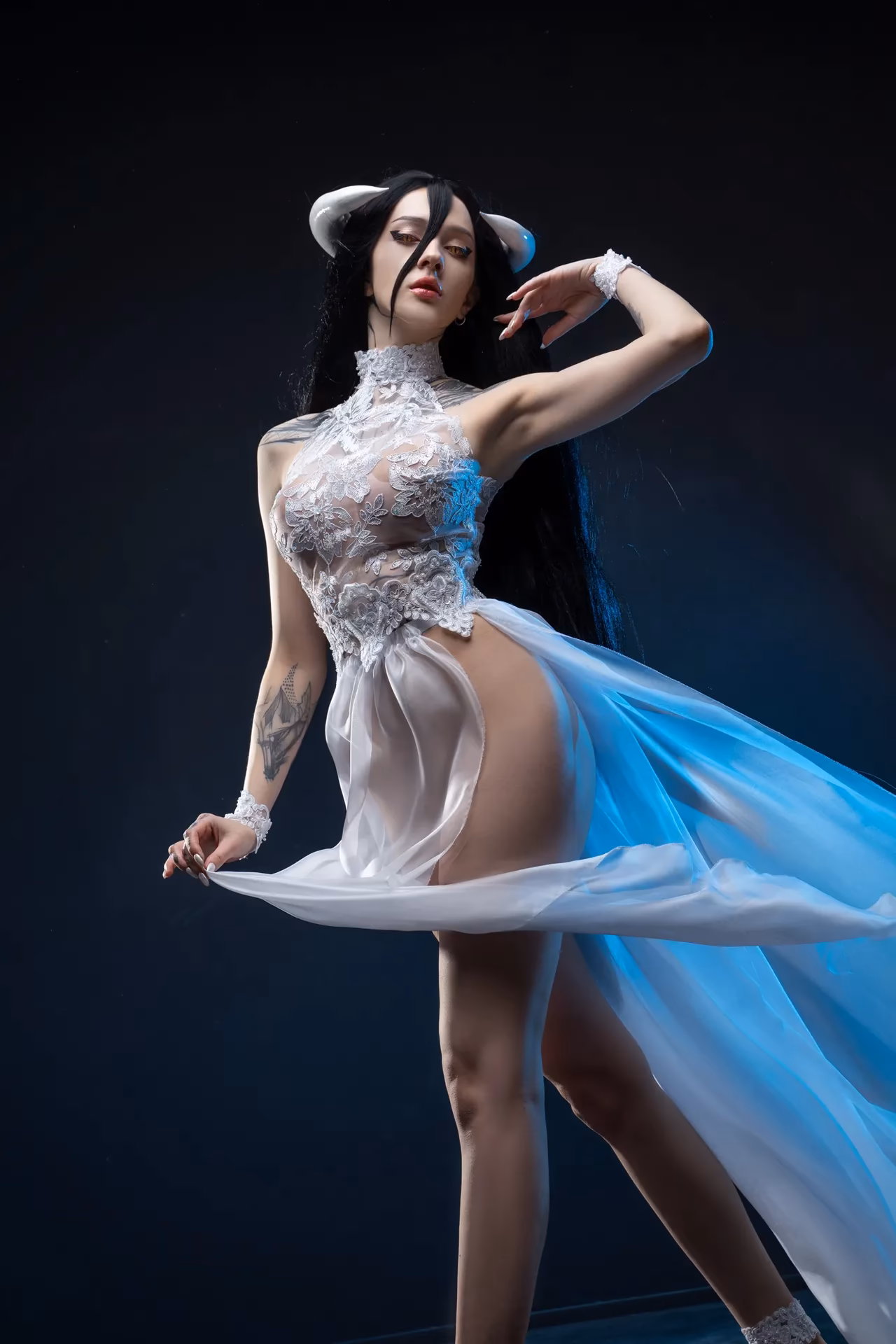 Alin Ma as Albedo — cosplay photo 2 of 30