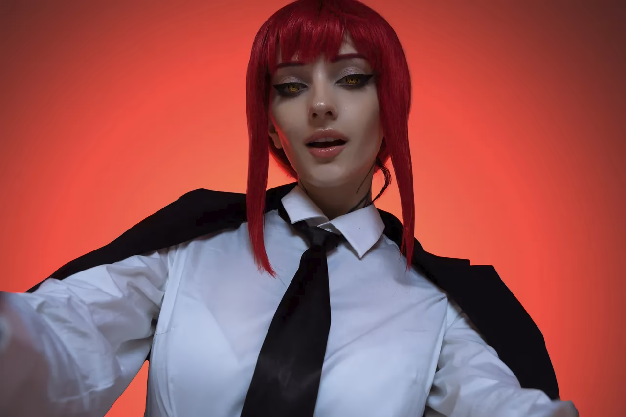 Alin Ma as Makima — cosplay photo 5 of 45