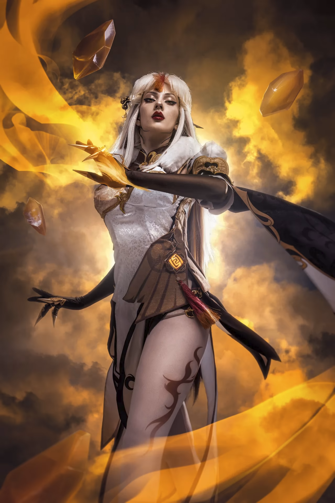 Alin Ma as Ningguang — cosplay photo 4 of 27