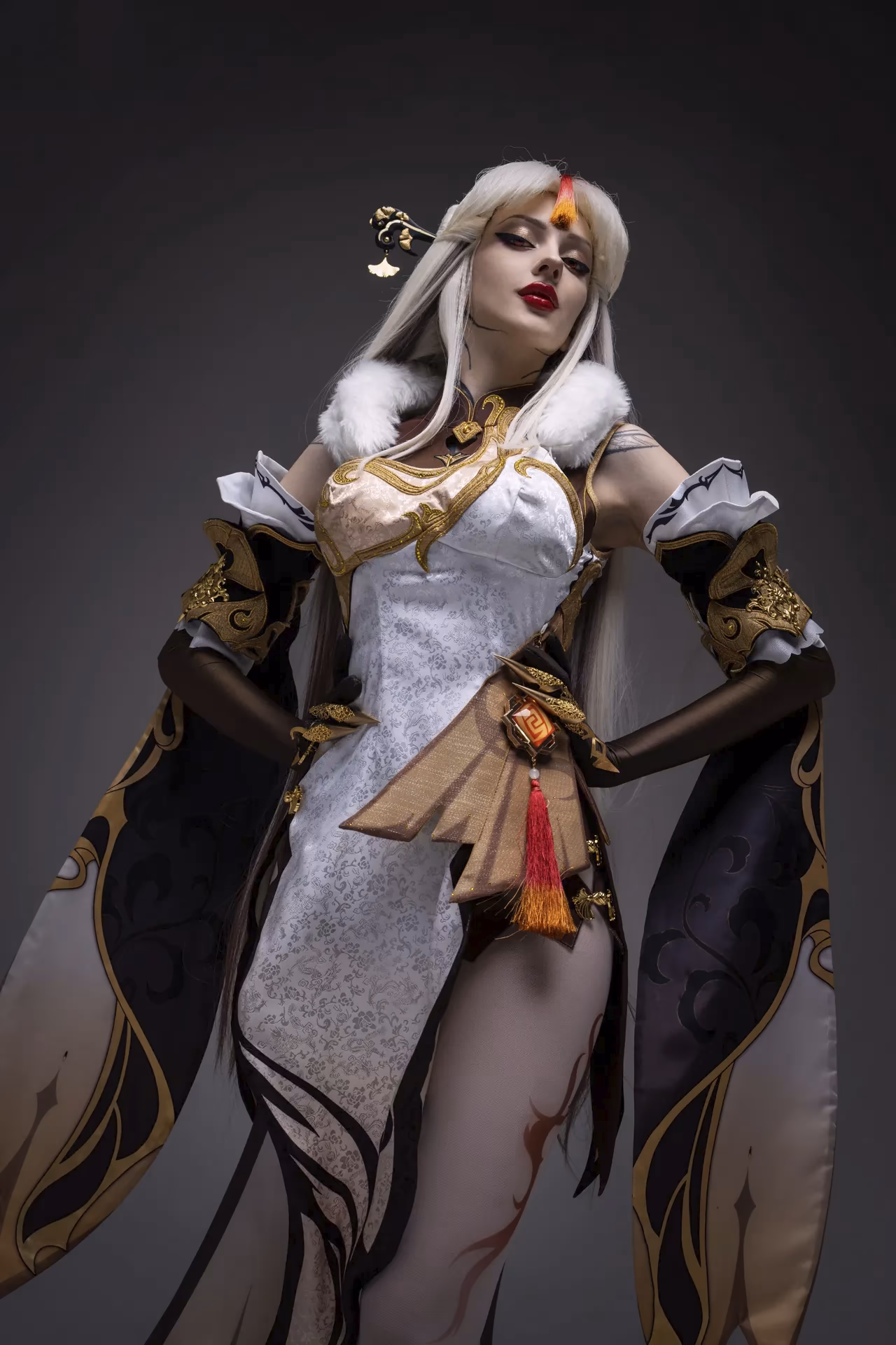 Alin Ma as Ningguang — cosplay photo 6 of 27